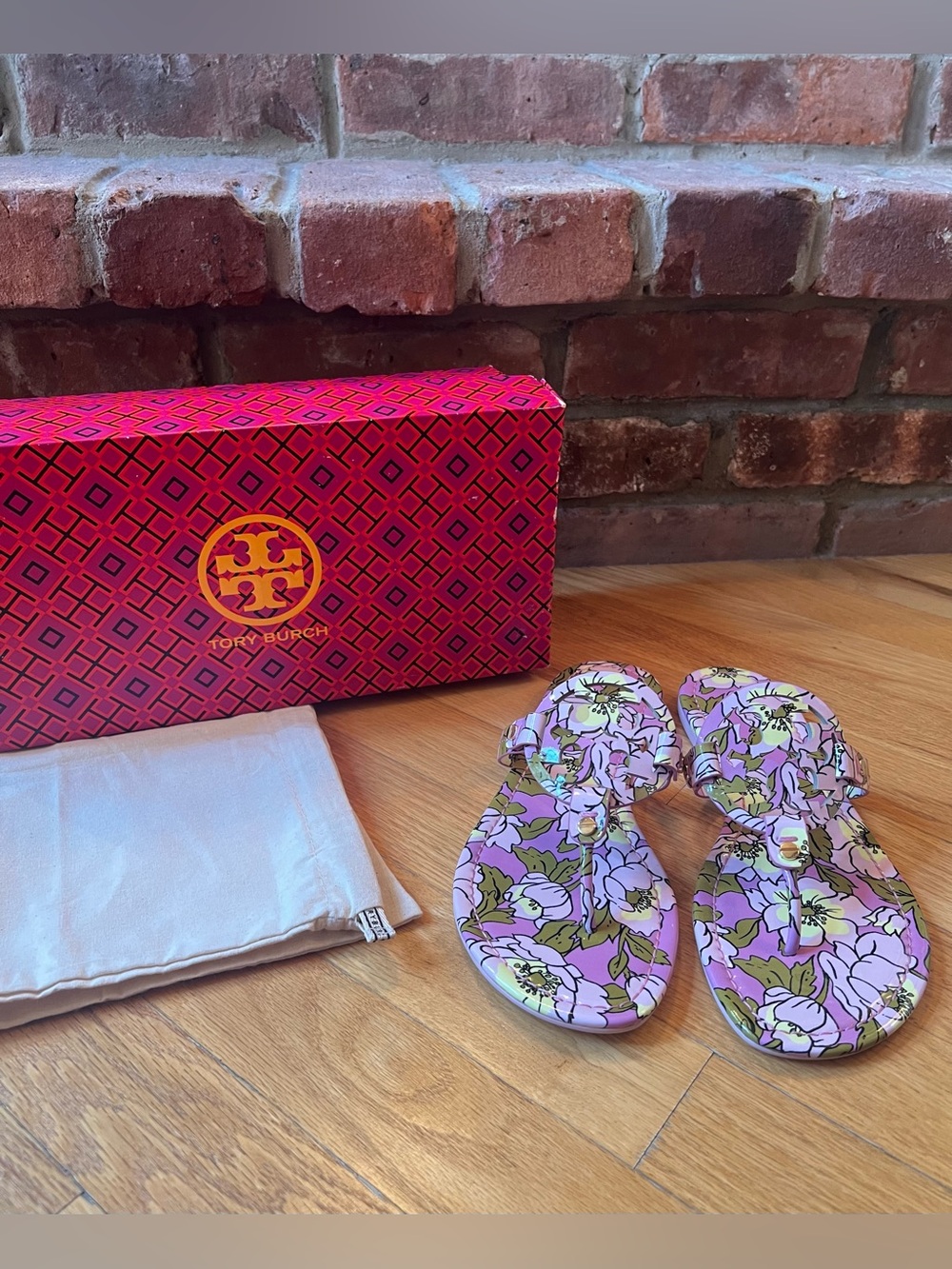 Tory Burch Lavender Purple Floral Printed Patent Leather Miller Sandals